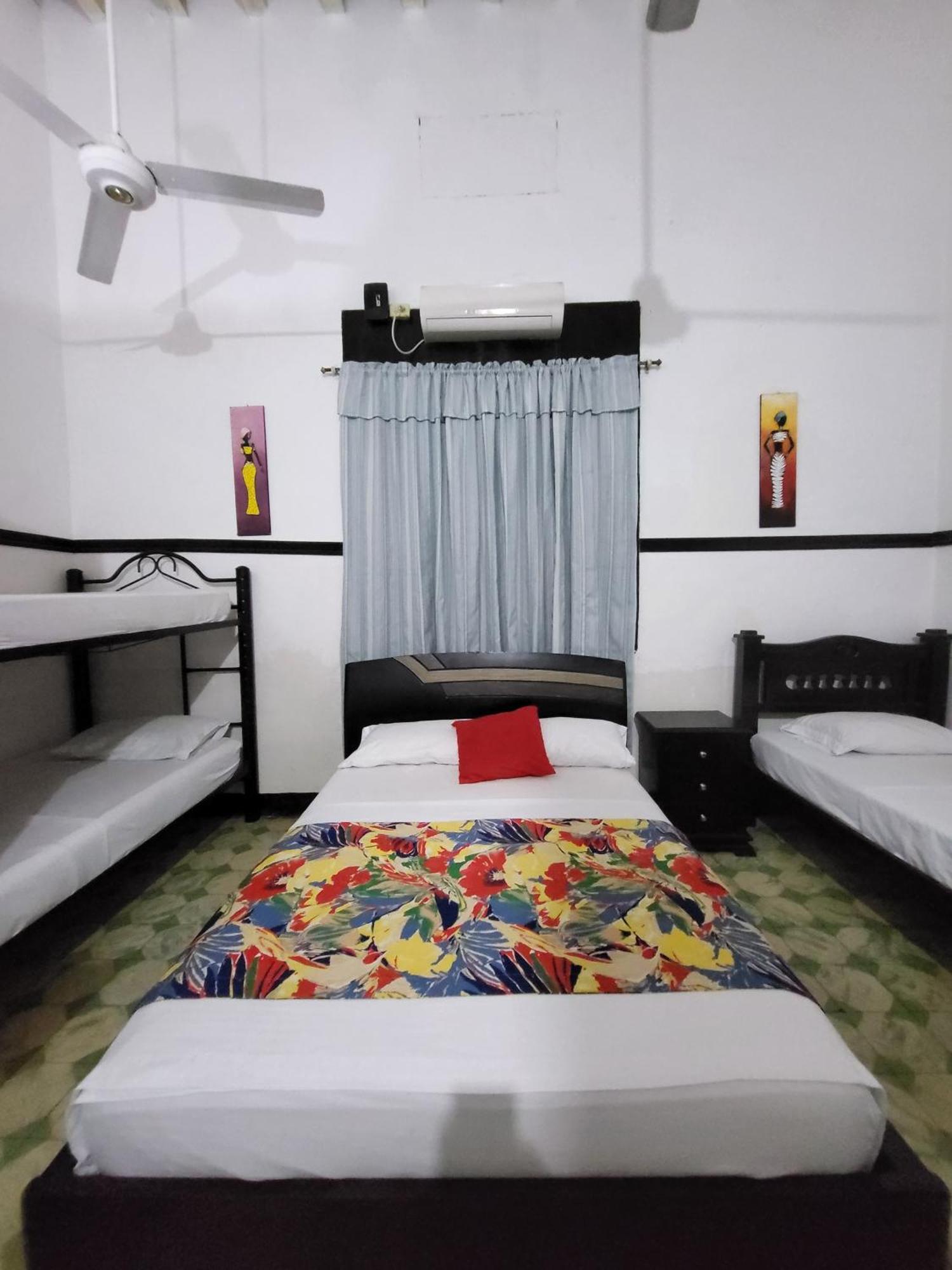 Hotel Colonial - Santa Marta (Magdalena) — Fotos 3